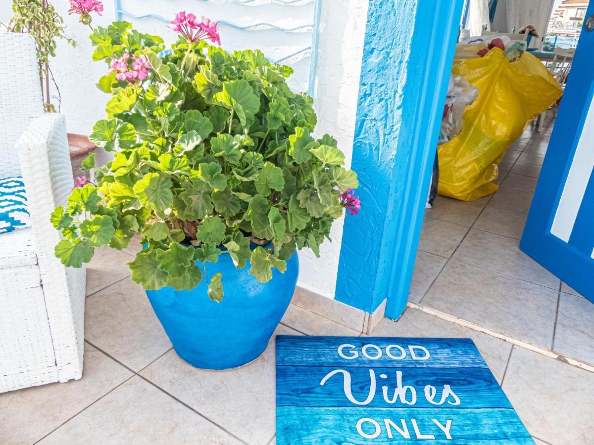 Greek Island Style 2 Bedroom Villa With Pool Next To The Sea Λάρνακα Εξωτερικό φωτογραφία