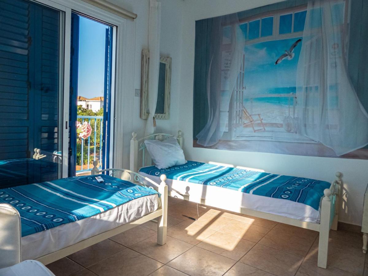 Greek Island Style 2 Bedroom Villa With Pool Next To The Sea Λάρνακα Εξωτερικό φωτογραφία