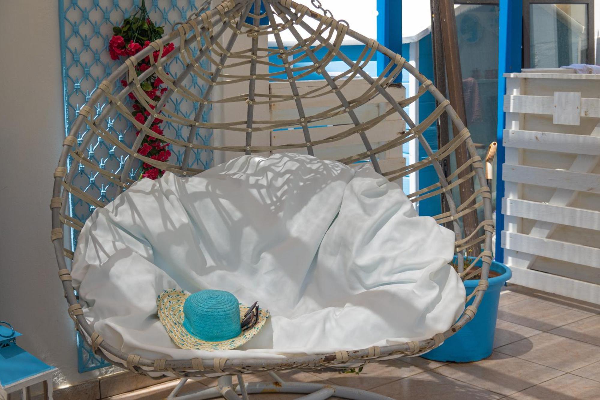 Greek Island Style 2 Bedroom Villa With Pool Next To The Sea Λάρνακα Εξωτερικό φωτογραφία